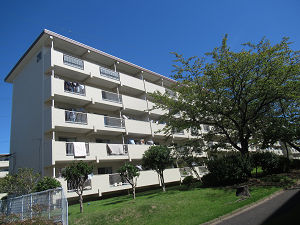 港南台つぐみ団地20号棟